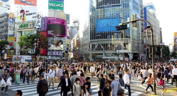 טוקיו. ערים עם אוכלוסייה משכילה מושפעות פחות מעלייה בריבית. צילום: Pixabay/cegoh