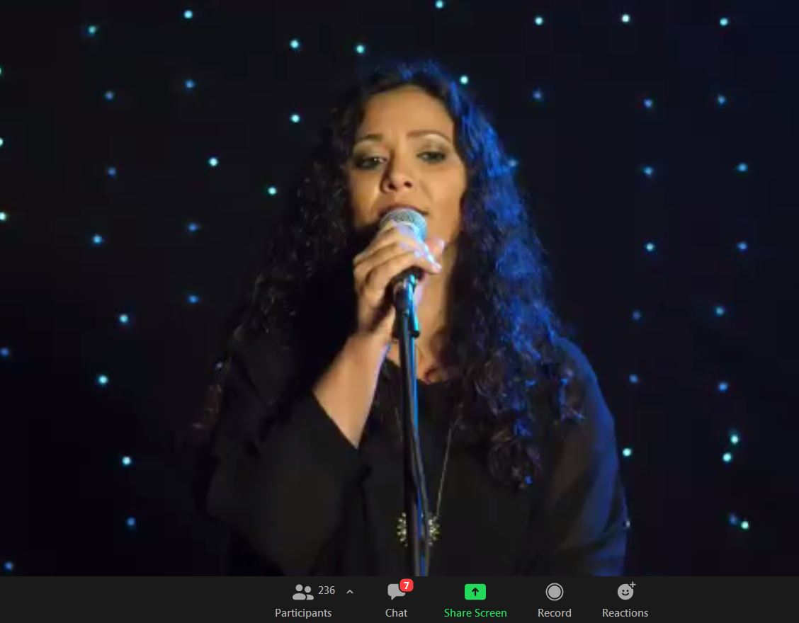מיטל טרבלסי שרה בטקס לזכר רבין במועצת התנועה
