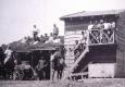 הצריף באום ג'וני בשנת 1910, מקום ההתיישבות הראשון של מקימי קבוצת דגניה א'. צילום: אברהם סוסקין