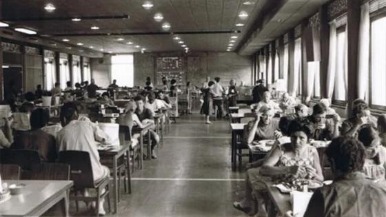 חדר האוכל בקיבוץ הזורע בשנת 1979. צילום: מאיר נהב, ארכיון הזורע